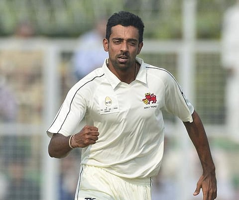 தவால் குல்கர்னியை உடனே அணியில் தேர்வு செய்ய வேண்டும்: வெங்சர்க்கார்