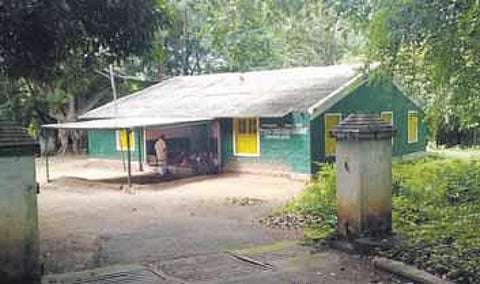 அரசு பள்ளிக்கு வாடகை ஒரு ரூபாய்!