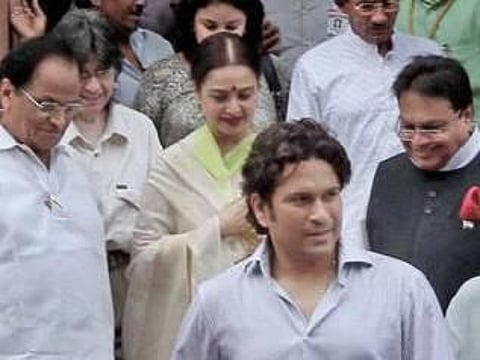 நாடாளுமன்றம் வராத சச்சின், ரேகா: மாநிலங்களவையில் எம்.பி.க்கள் கேள்வி