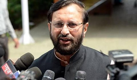 மதவாத அரசியலில் காங்கிரஸ்தான் ஈடுபடுகிறது: பாஜக