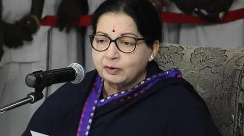 கரூரில் புதிய அரசு மருத்துவக் கல்லூரி: பேரவையில் முதல்வர் ஜெயலலிதா அறிவிப்பு