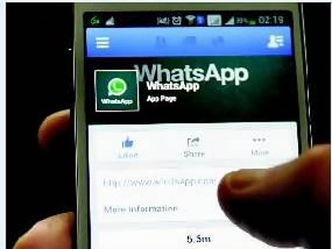 ‘வாட்ஸ் அப்’ மூலம் போலீஸ் மீது புகார் அனுப்பலாம்: டெல்லியில் நவீன ஏற்பாடு