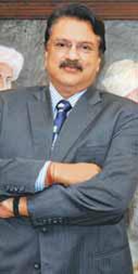 அஜய் பிரமள் - இவரைத் தெரியுமா?