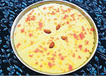 ரவை பர்ஃபி