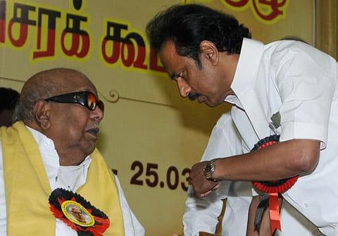 அழகிரி விவகாரத்தில் ஸ்டாலினை சமாதானப்படுத்த கருணாநிதி திட்டம்: ‘டெசோ’ கூட்டத்துக்கு வரும் தலைவர்களை பேச வைக்க முடிவு