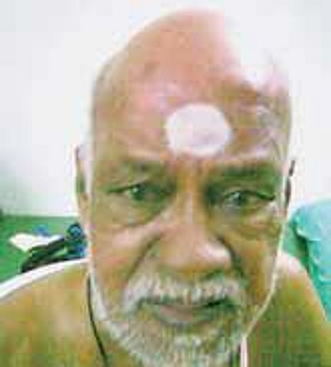 இறப்பிலும் இணைபிரியாத வயதான தம்பதி: உறவினர்கள், கிராமத்தினர் சோகம்