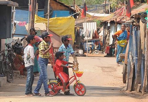 பிரியாணி விருந்து.. இன்பச் சுற்றுலா.. தங்க மோதிரம்: களைகட்டியுள்ள திமுக உட்கட்சித் தேர்தல்