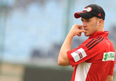 கிளார்க் மன்னிப்பு கேட்டிருந்தால் அதனை ஏற்றுக் கொள்கிறேன்: ஏ.பி.டிவிலியர்ஸ்