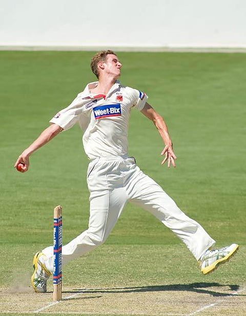 சச்சின் விக்கெட்டை வீழ்த்திய பிறகு காணாமல் போன 2மீ உயர ஆஸி. வேகப்பந்து வீச்சாளர்