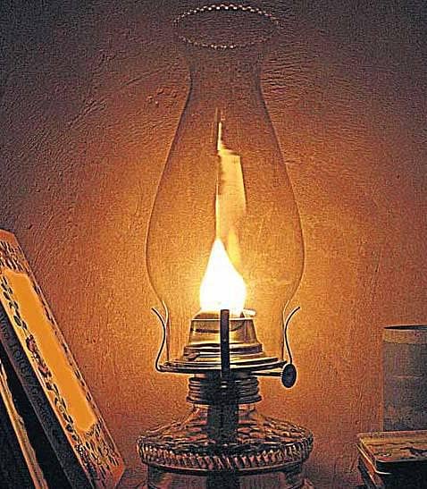 மின் இணைப்புக்கு அலையும் கதை