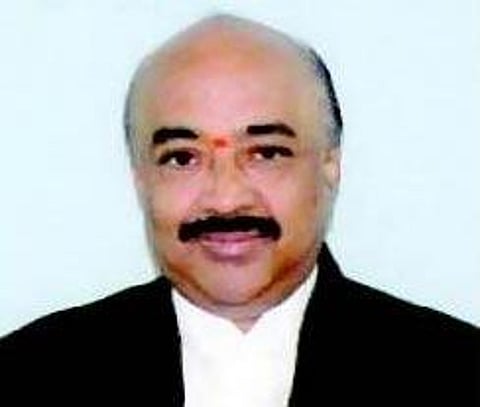 ஜெ. மனுவை விசாரிக்க நீதிபதி மறுப்பு: தேதி குறிப்பிடாமல் ஒத்திவைப்பு