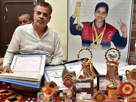 கார் விபத்தில் மரணமடைந்த இளம் விளையாட்டு வீராங்கனையால் விளைந்த சோகம்