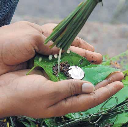 செப்டம்பர் 9 - மஹாளய பட்சம் ஆரம்பம் | கடவுள்கள் செய்த தர்ப்பணம்
