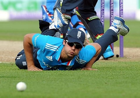 பிடிவாத அலிஸ்டர் குக்கை நீக்க வேண்டும்: மைக்கேல் வான் காட்டம்