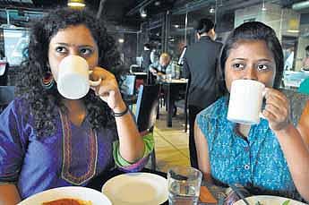 சுடச் சுட காபி எப்போது குடிக்கலாம்?