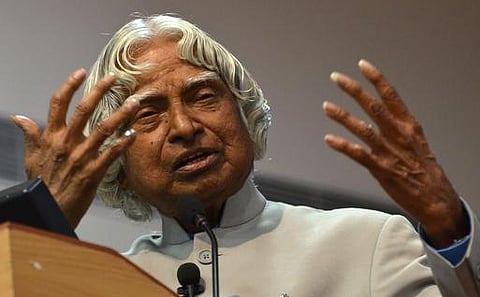 படிப்பில் பின்தங்கியுள்ள மாணவர்களை முதல் மாணவராக உருவாக்குங்கள்: ஆசிரியர்களுக்கு அப்துல் கலாம் அறிவுரை