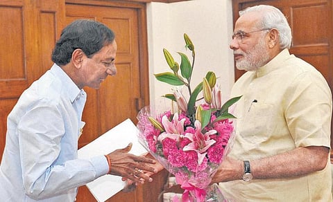 பிரதமர் மோடியுடன் தெலங்கானா முதல்வர் சந்திப்பு: சர்ச்சைக்குரிய மக்கள் தொகை கணக்கெடுப்பு குறித்து விளக்கம்