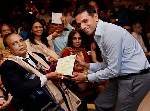 கிரிக்கெட் விளையாட்டில் இருப்பதா துணிச்சல்?- மாற்றுத் திறனாளி வீரர்களிடம் திராவிட் உத்வேகப் பேச்சு