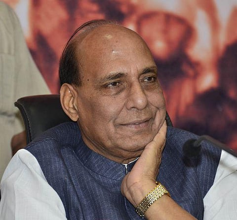 ஆயுதங்களை கைவிட்டால் நக்ஸல்களுடன் பேச்சு: உள்துறை அமைச்சர் ராஜ்நாத் சிங் உறுதி