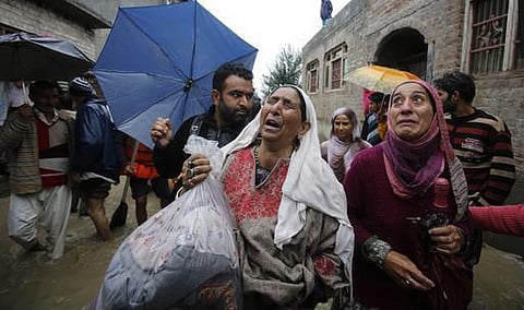 ஸ்ரீநகரில் வெள்ளத்தில் மூழ்கி பலியான 14 குழந்தைகள் சடலம் மீட்பு