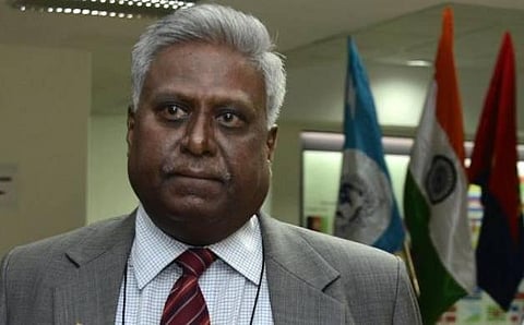 சிபிஐ இயக்குநர் வீட்டு வரவேற்பறை டைரியை கொடுத்தவர் யார்?: பிரசாந்த் பூஷணுக்கு உச்ச நீதிமன்றம் கேள்வி