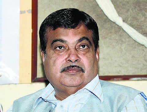 பின்தங்கிய பகுதிகளில் மட்டுமே ஊரக வேலை திட்டம்