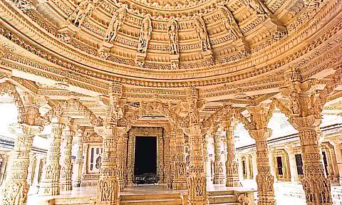 பளிங்கில் ஒரு பரவசம்