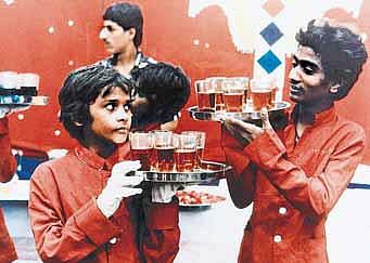 இயக்கும் கரங்கள்: மீரா நாயர்