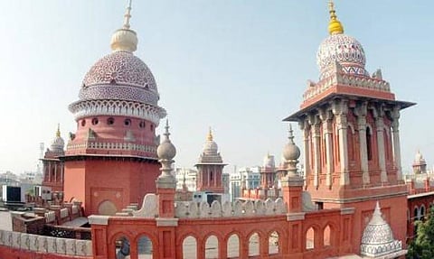 உடுமலைப்பேட்டை காவல் நிலையத்தில் பெண் சித்ரவதை புகார்: சி.பி.ஐ. விசாரணைக்கு உயர் நீதிமன்றம் உத்தரவு