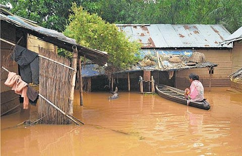 அசாம் வெள்ளம்: பலி 36 ஆக உயர்வு