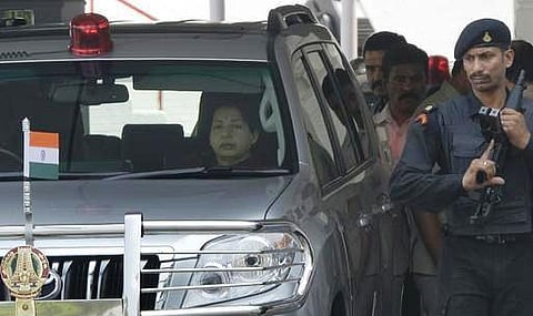 ஜெயலலிதா சொத்து குவிப்பு வழக்கு தீர்ப்பை வேறு மாநிலத்துக்கு மாற்ற உச்ச நீதிமன்றம் மறுப்பு