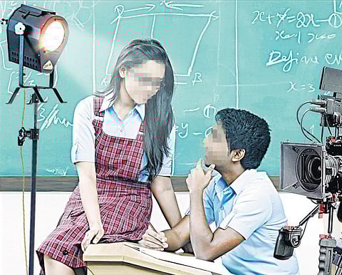 படிக்கும் வயதில் நடிக்கலாமா?