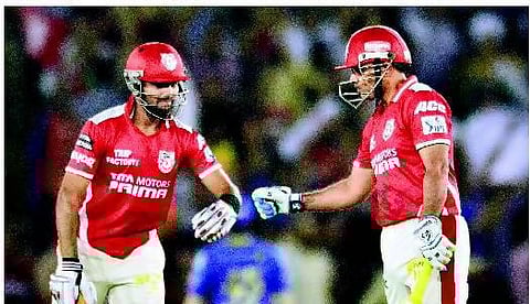 சதமடித்தால் வோராவுக்கு பேட் பரிசளிக்க விரும்பிய சேவாக்