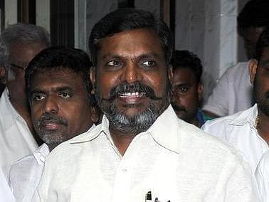 சாதியவாதிகளின் கட்டுப்பாட்டிலுள்ள கோயில்கள், சொத்துகளை அரசுடைமையாக்க வேண்டும்: திருமாவளவன் கோரிக்கை