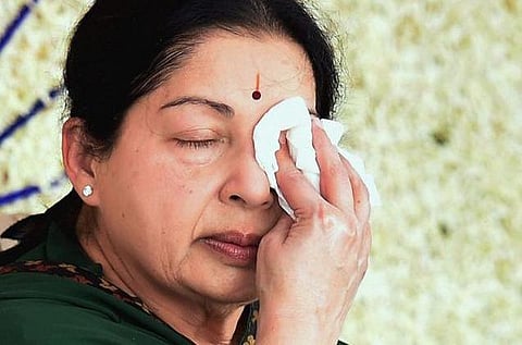 ஜெயலலிதா சிறப்பு மனு மீதான விசாரணையை அக்.7-க்கு ஒத்திவைத்தது கர்நாடக உயர் நீதிமன்றம்