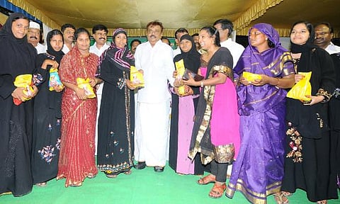 ஜெயலலிதா வழக்கு விவகாரத்தை இரு மாநில பிரச்சினையாக்க கூடாது: விஜயகாந்த்