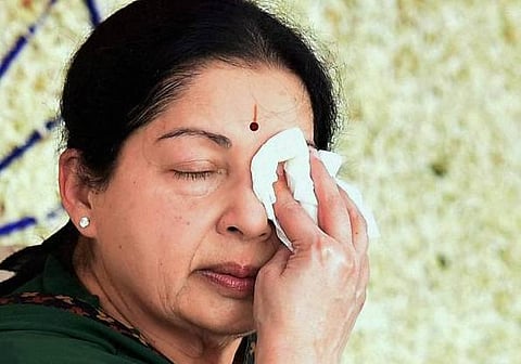 தனியார் பள்ளிகளுக்கு விடுப்பு இல்லை; ஜெயலலிதா ஆதரவு போராட்டம் உண்டு