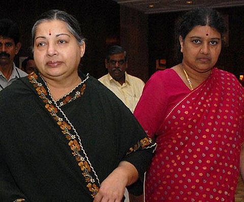 பெங்களூரில் பலத்த பாதுகாப்பு; 144 தடை உத்தரவு அமல் - ஜெ. ஜாமீன் மனு இன்று விசாரணை: மற்ற மூவரின் மனுவும் விசாரணைக்கு வருகிறது