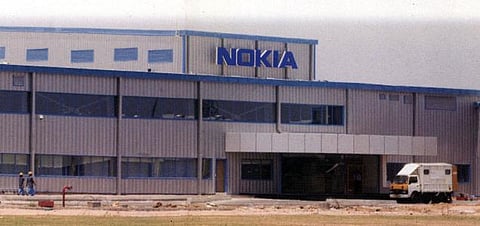 சென்னை நோக்கியா ஆலை நவம்பர் 1-ல் மூடல்