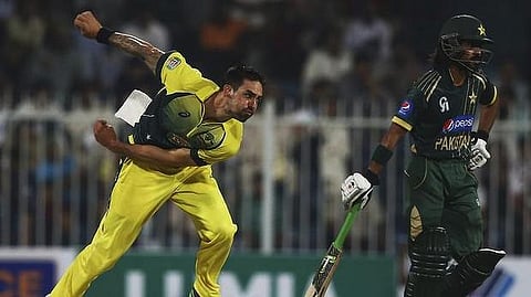 முதல் ஒருநாள் போட்டி: பாகிஸ்தானை நசுக்கியது ஆஸ்திரேலியா