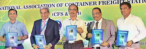 எண்ணூரில் ரூ.1,270 கோடியில் சரக்குப் பெட்டக முனையம்: காமராஜர் துறைமுகத் தலைவர் பாஸ்கராச்சார் தகவல்