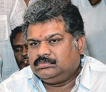 இளமையான முதல்வர் வேட்பாளர் - ஜி.கே.வாசனை முன்னிறுத்தி பிரச்சாரம்