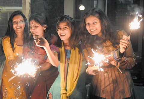 இது யூத் தீபாவளி