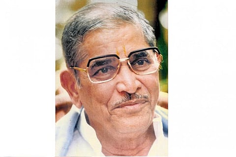 பாண்டுரங்க ஆதலே 10