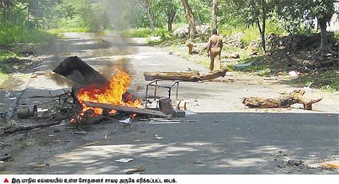 மேட்டூர் அருகே வனப்பகுதியில் காயங்களுடன் ஆண் சடலம்: கர்நாடக சோதனைச் சாவடி எரிப்பு; எல்லையில் பதற்றம்