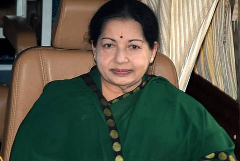 ஜாமீனில் விடுதலையான பிறகு முதல்முறையாக முதல்வர், அமைச்சர்களுடன் ஜெயலலிதா முக்கிய ஆலோசனை