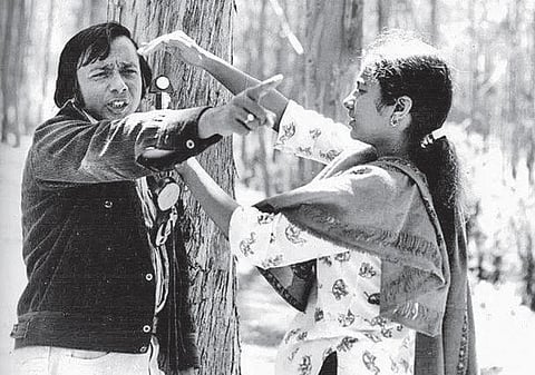 படம் பேசும்