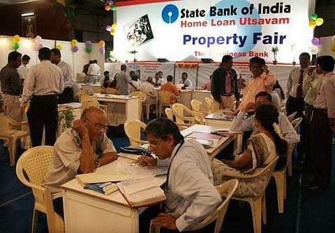 வீட்டுக் கடனுக்குப் பின்னால்...