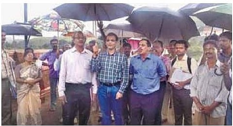 முல்லை பெரியாறு அணை ஷட்டர்கள் பலமாக உள்ளன: மூவர் கண்காணிப்பு குழு