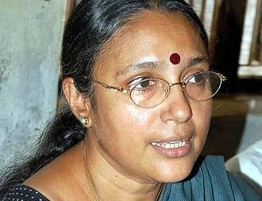 இலங்கை தமிழர் பிரச்சினையை முன்வைத்து அரசியல் பேசுவது ஏற்றுக்கொள்ள முடியாதது: உ.வாசுகி